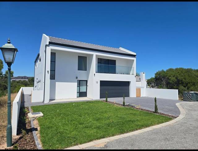 3 BEDROOM HOUSE FOR SALE IN SHELLEY POINT